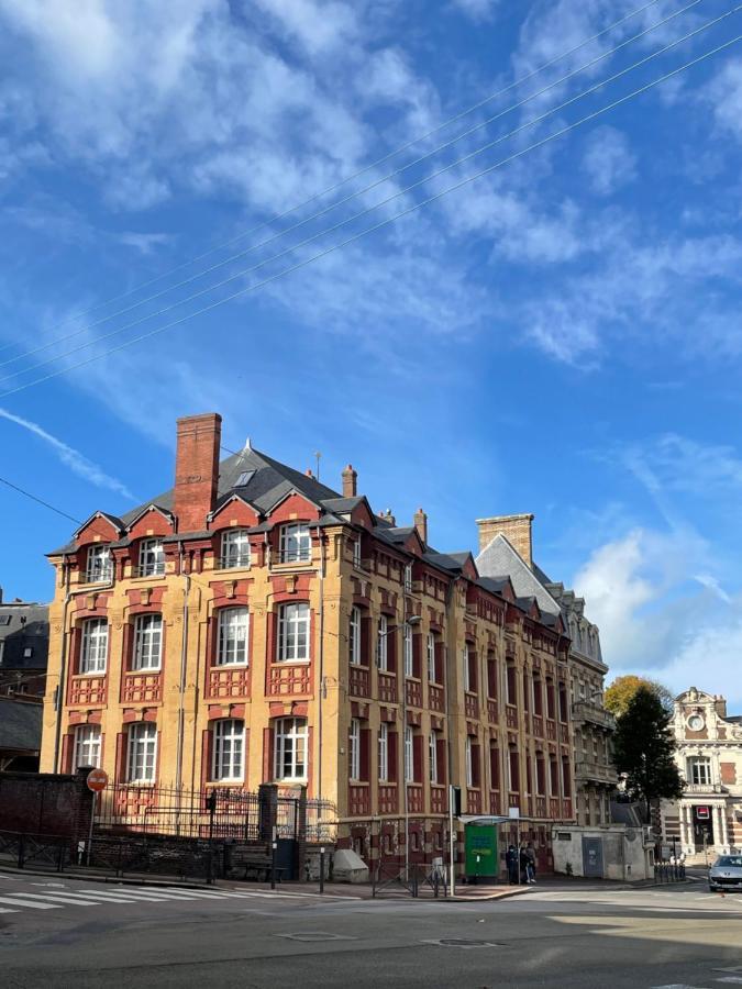 "Curiosites", Place De Parking Privative, Centre Ville 디에프 외부 사진